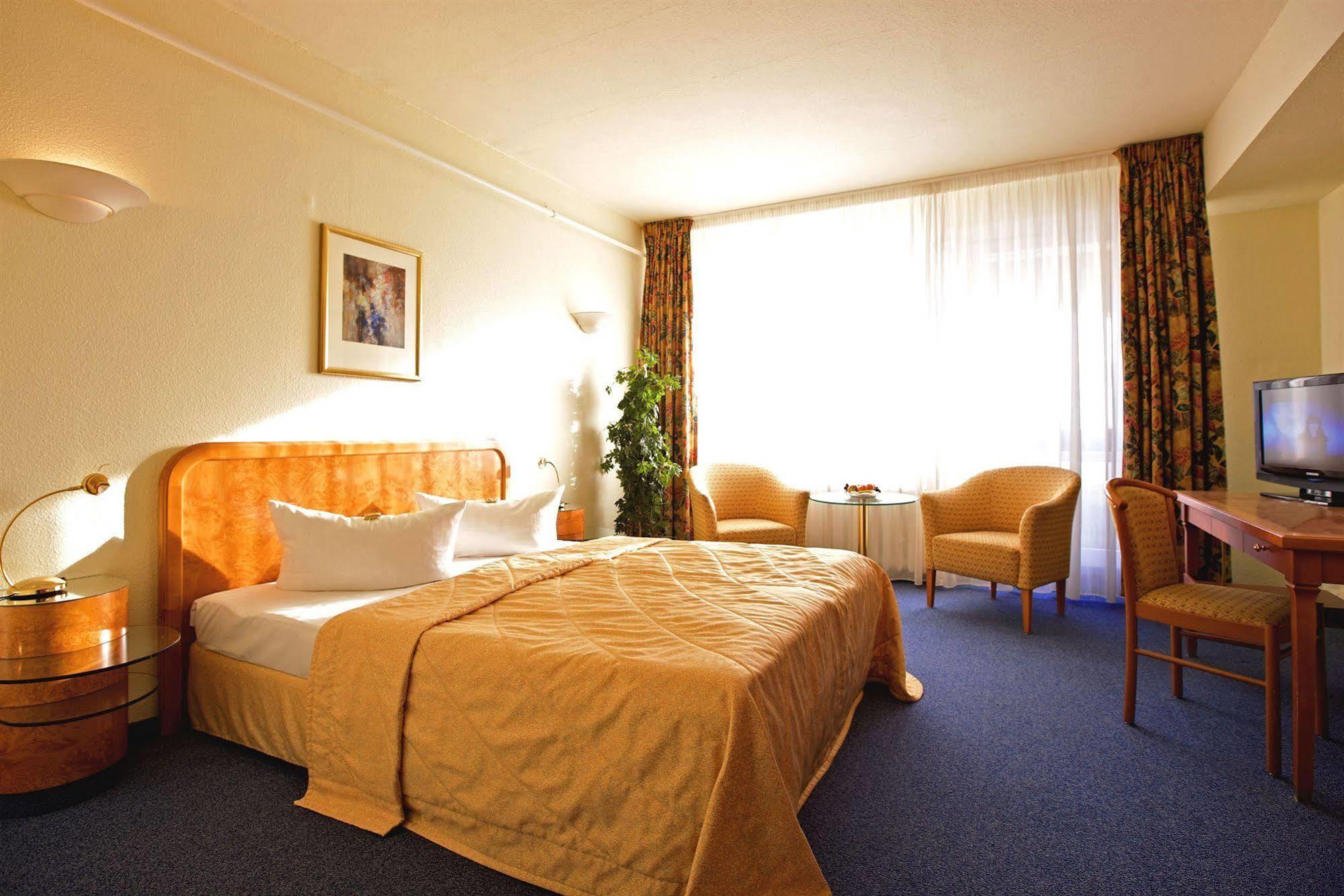 Ahorn Berghotel Friedrichroda Exterior photo